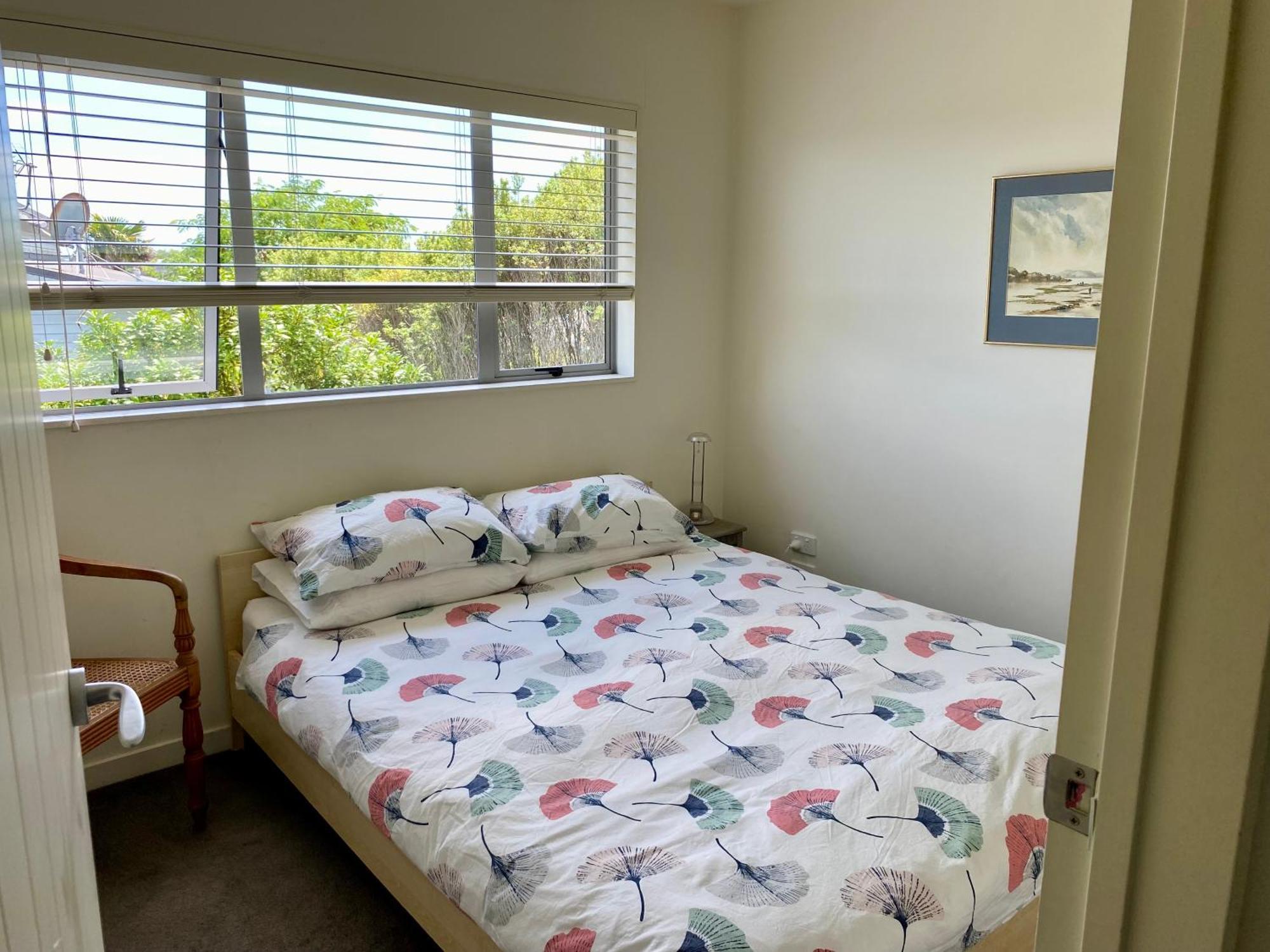 Springfield Garden - 4 Double Bedrooms Villa Auckland