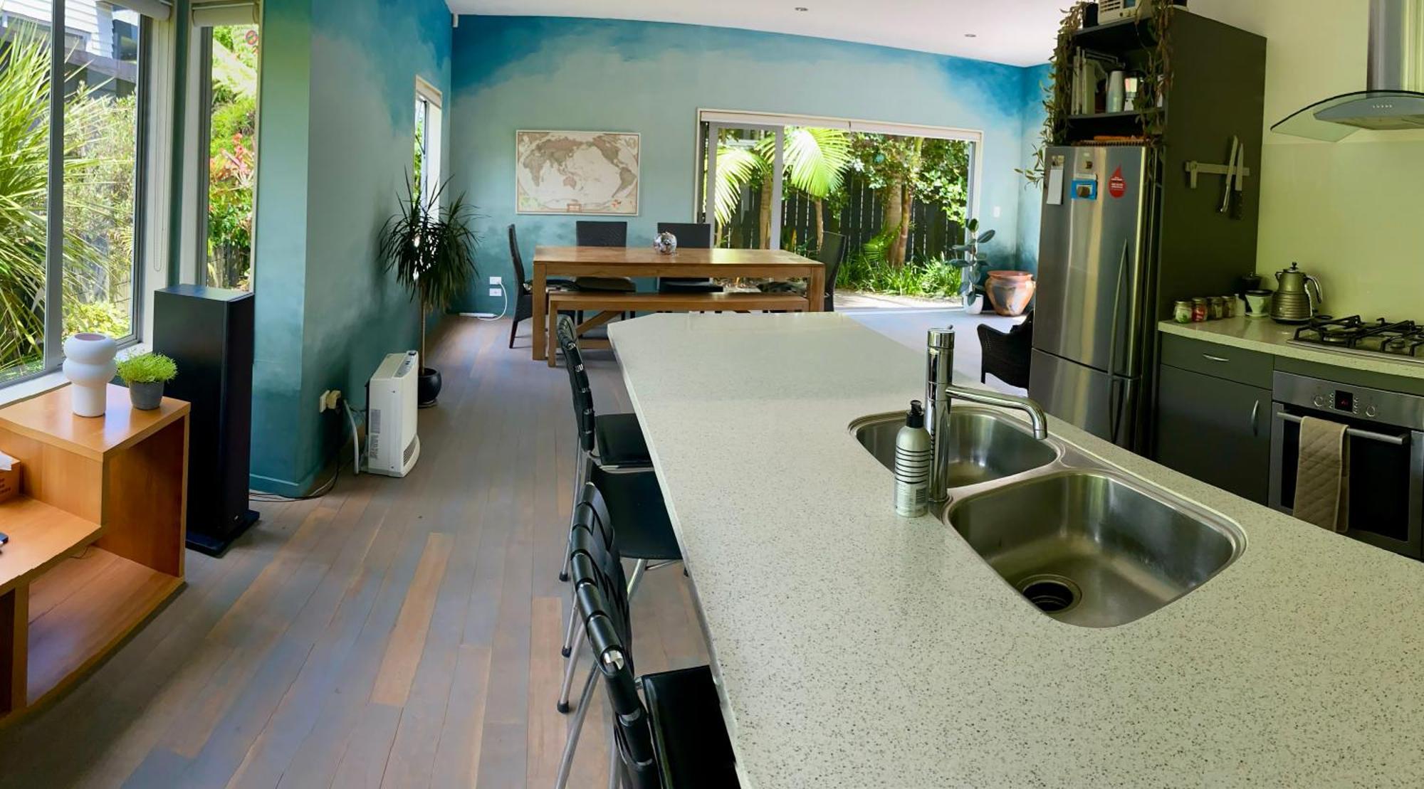 Springfield Garden - 4 Double Bedrooms Auckland